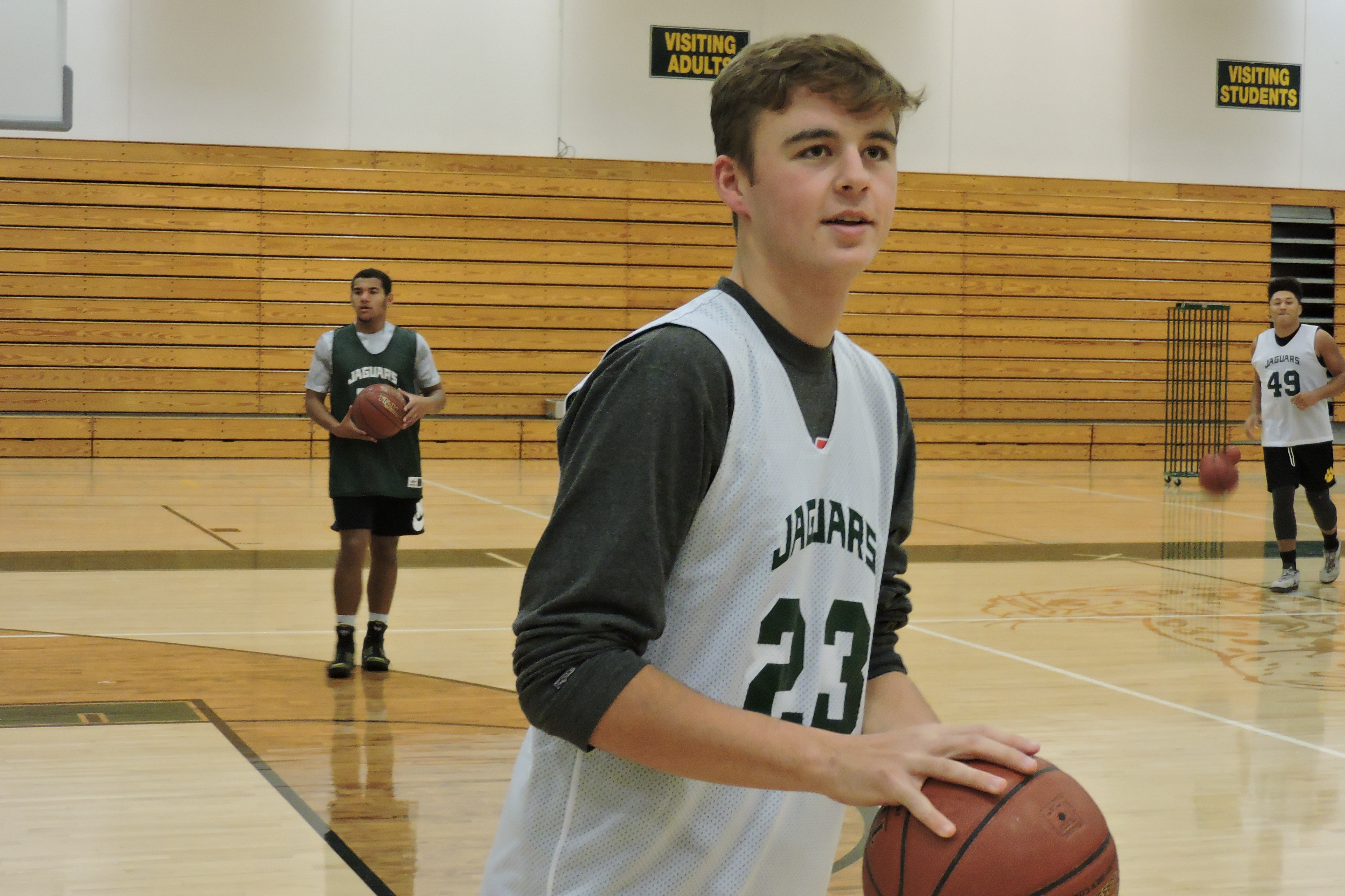Jaguar boy’s basketball team debuts new coach