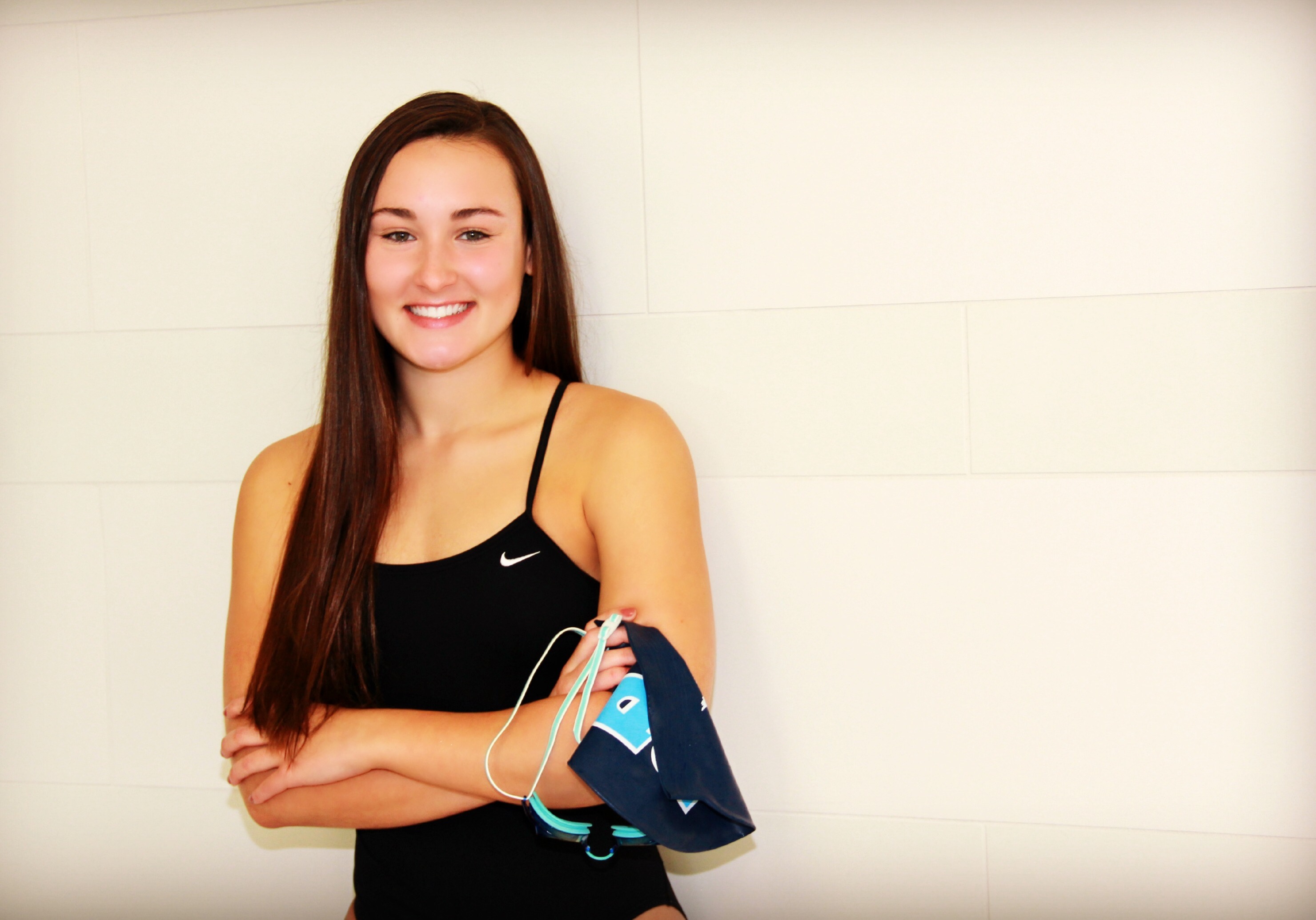 Senior Spotlight: Erin Samels – Bay Port girls swimming