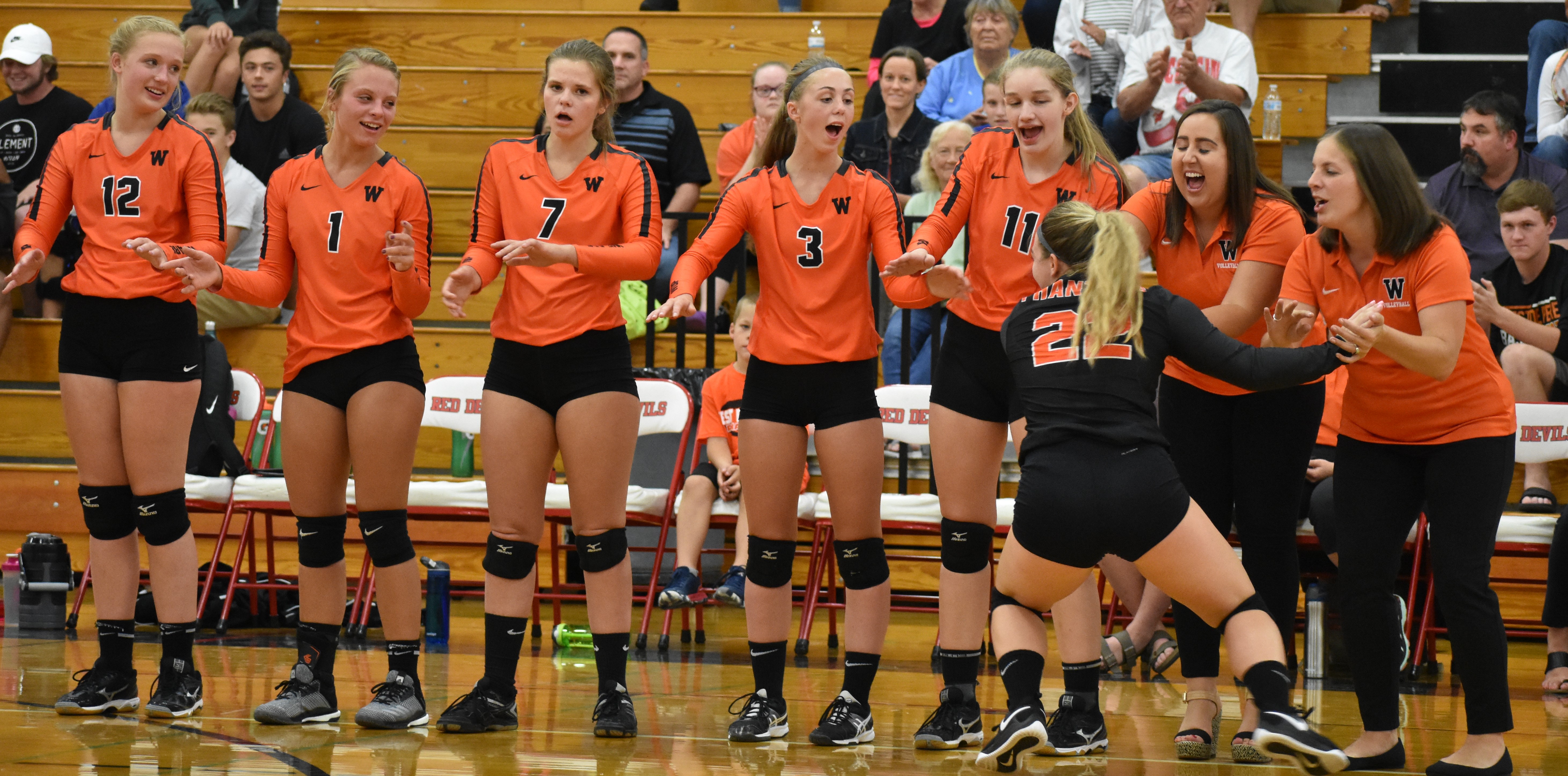Red Devils sweep Phantoms in straight sets