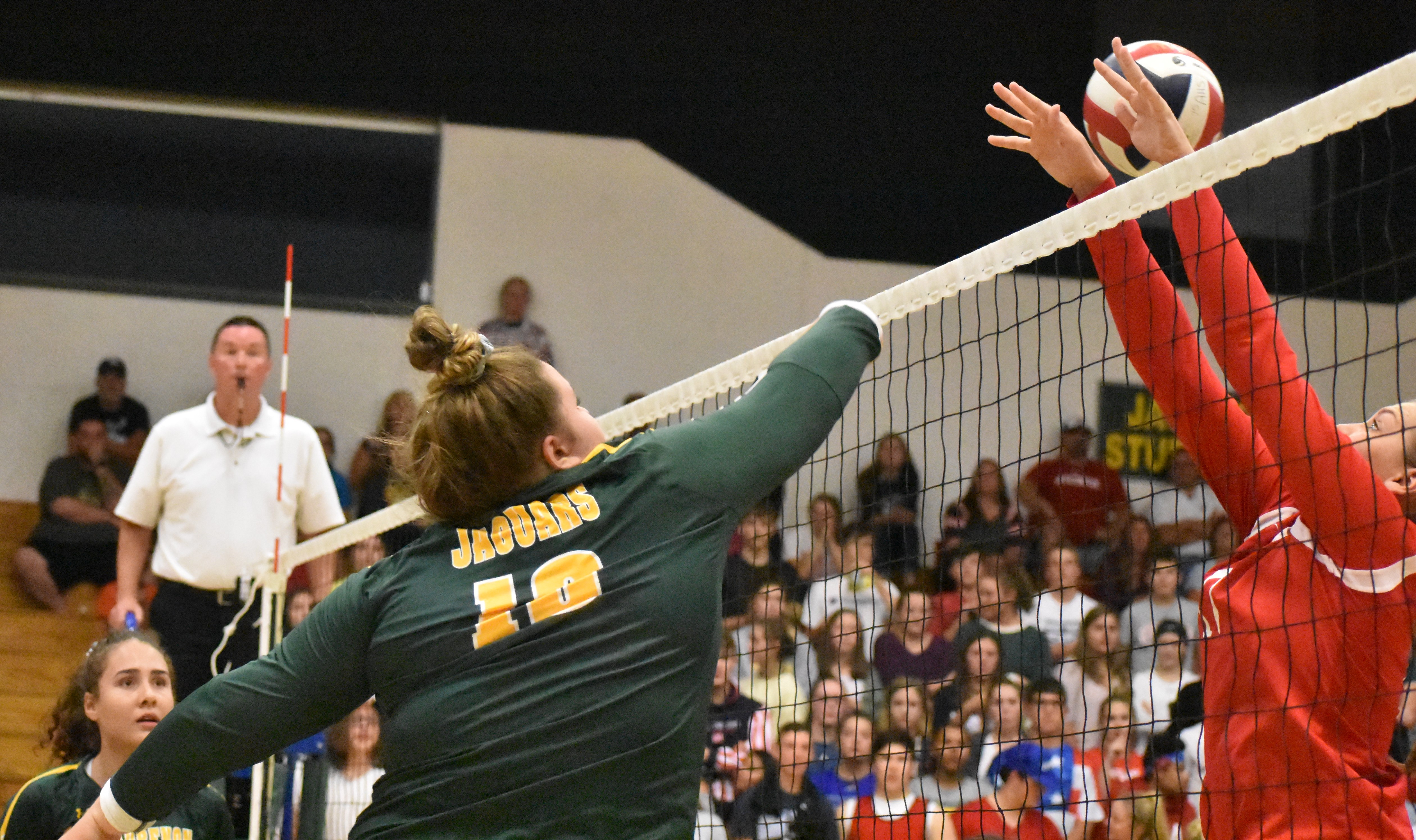 Jaguars sweep Thunder in volleyball; Koch and Scherer honored
