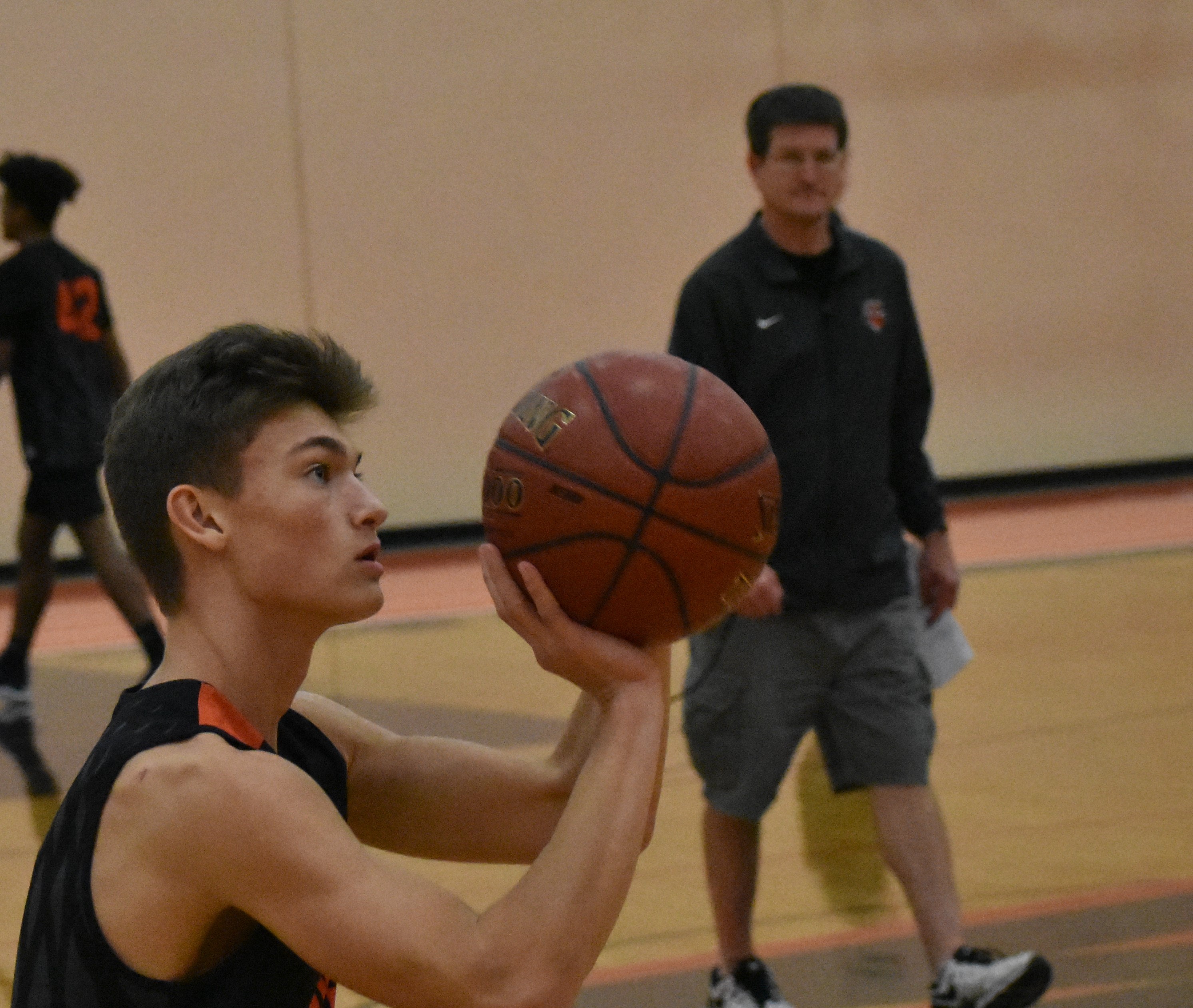 Looking to make waves in the Bay: West De Pere boys’ basketball preview
