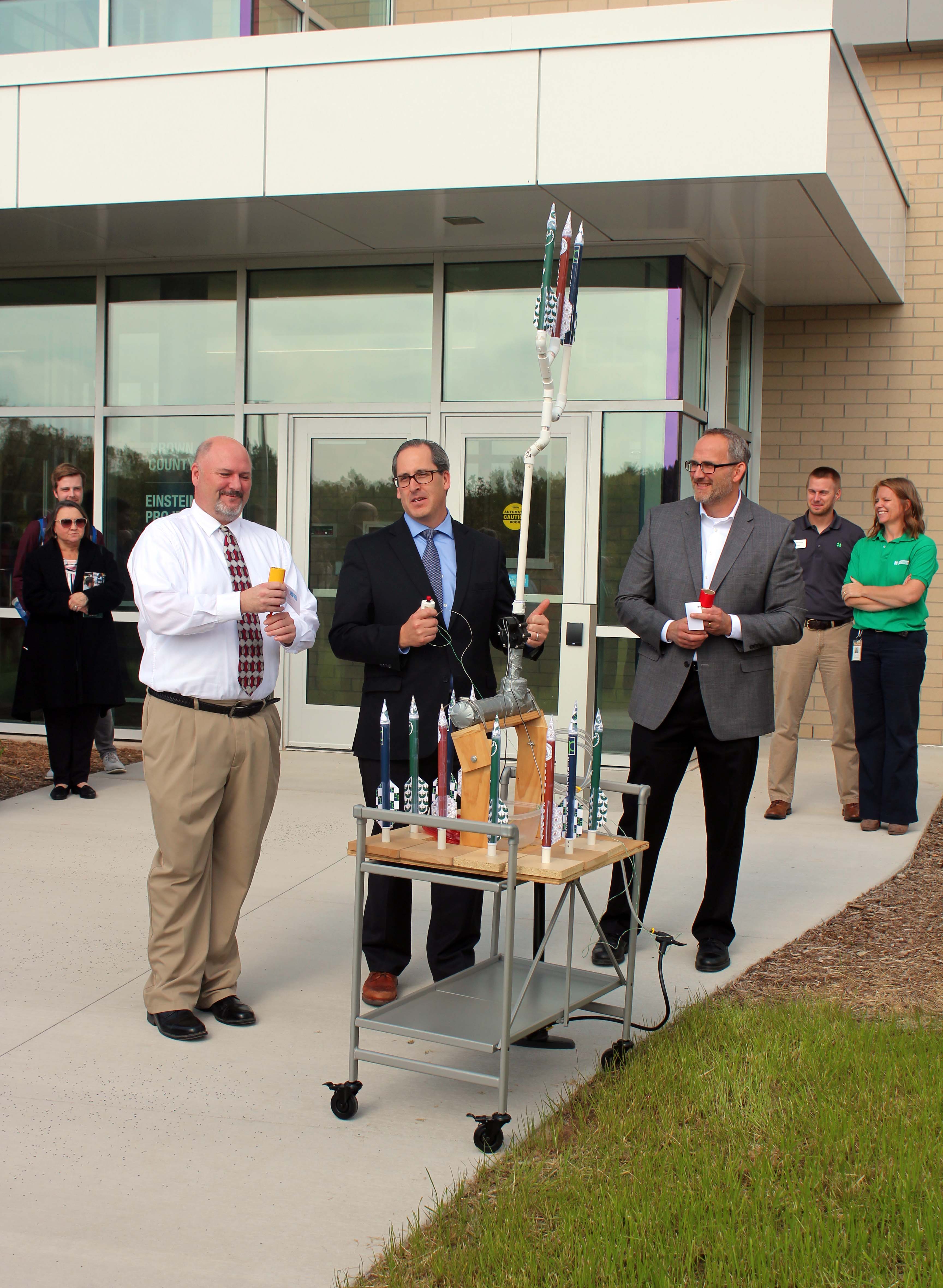 STEM Innovation center officially ‘launched’ at UWGB