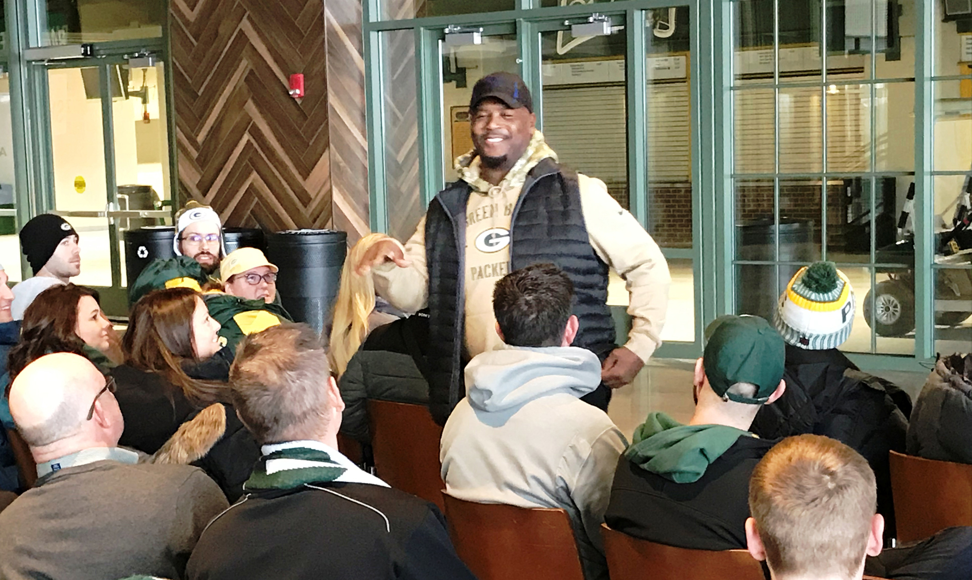 Packers alumni give stadium tours ahead of playoff game - The Press