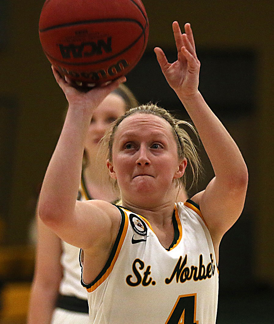 St. Norbert women’s basketball team had local feel, finishes strong