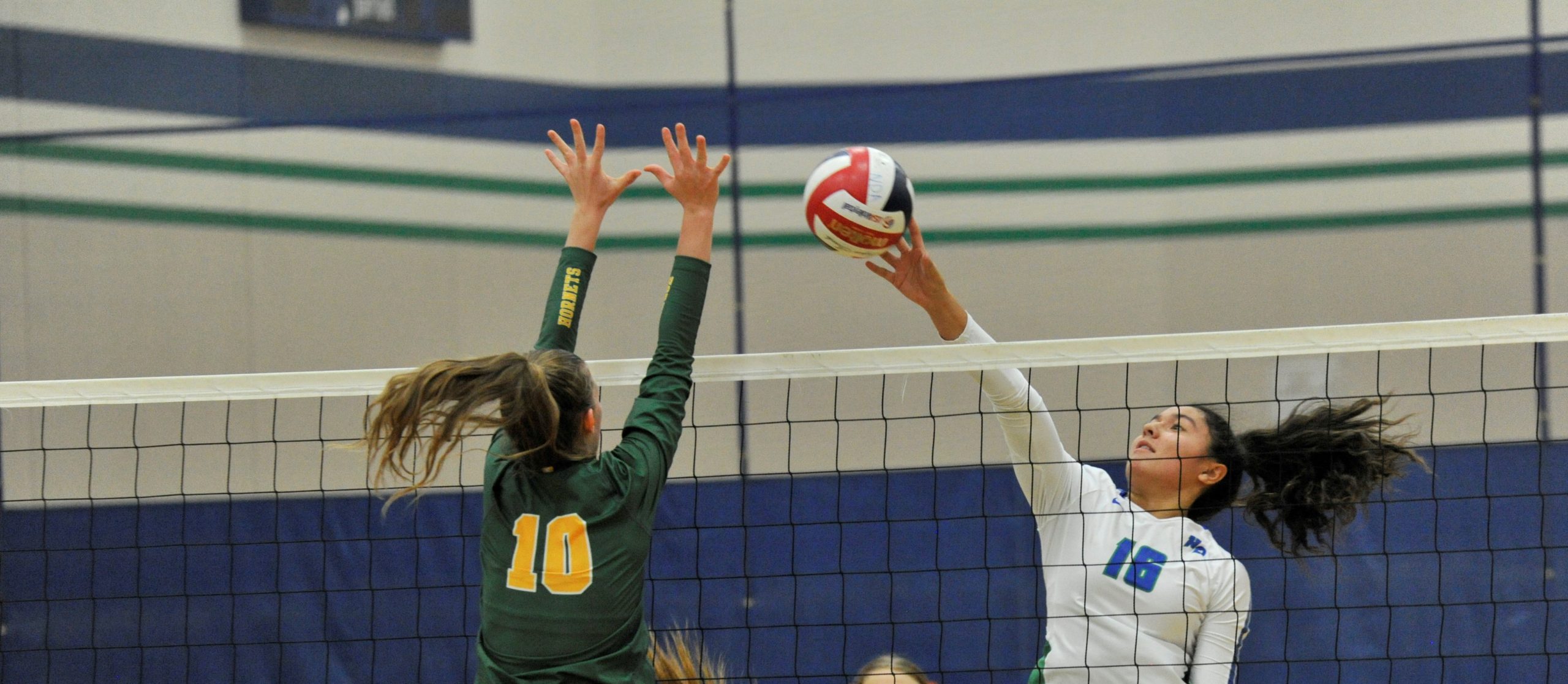 Notre Dame sweeps Preble on court