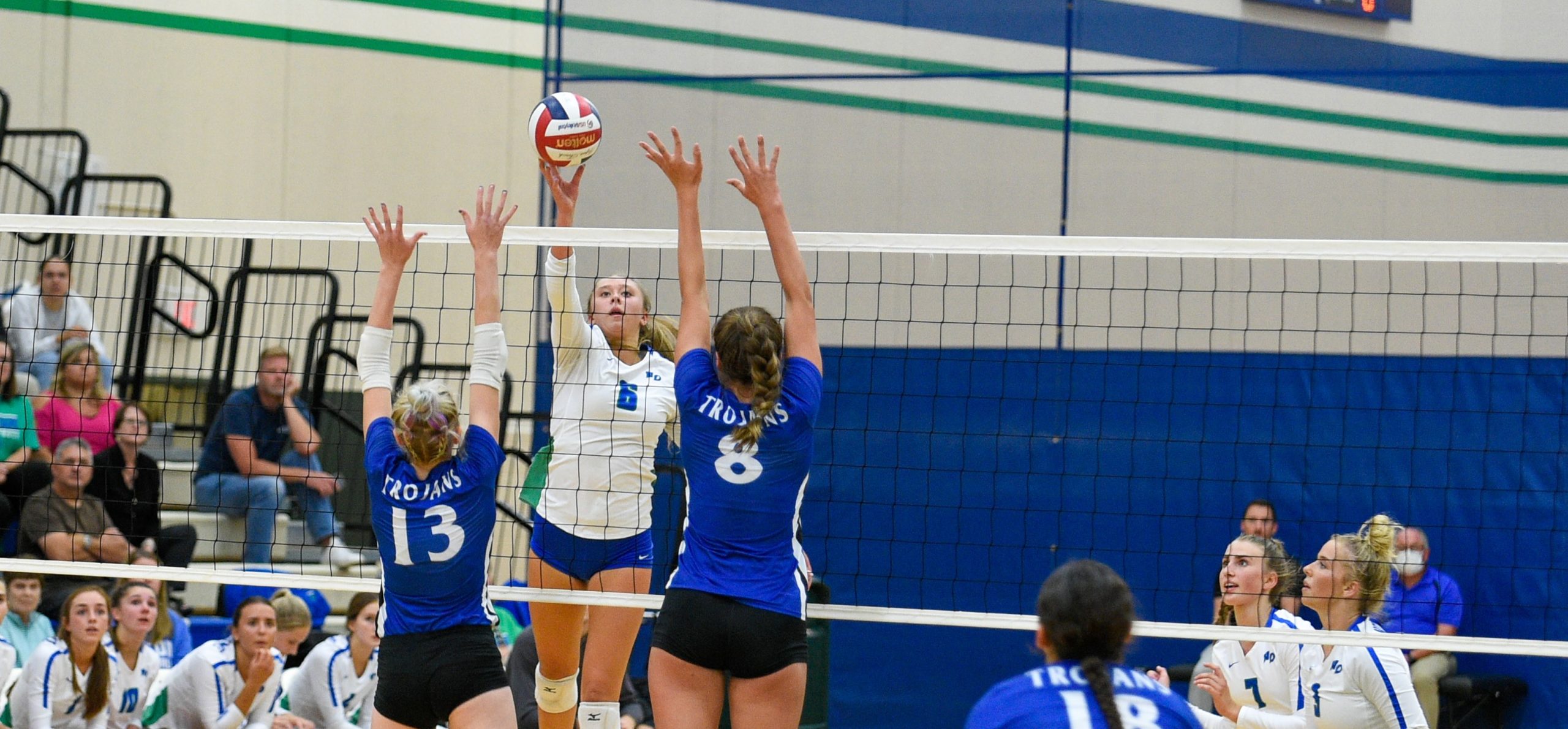 Notre Dame escapes with five-set win over Southwest