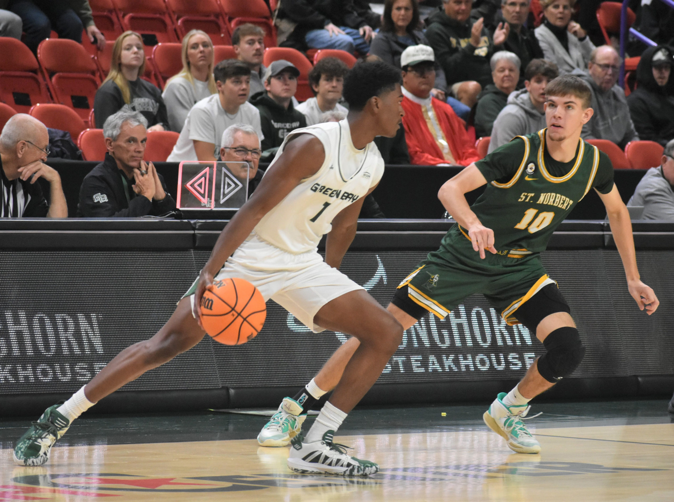 Green Bay outlasts SNC in second half