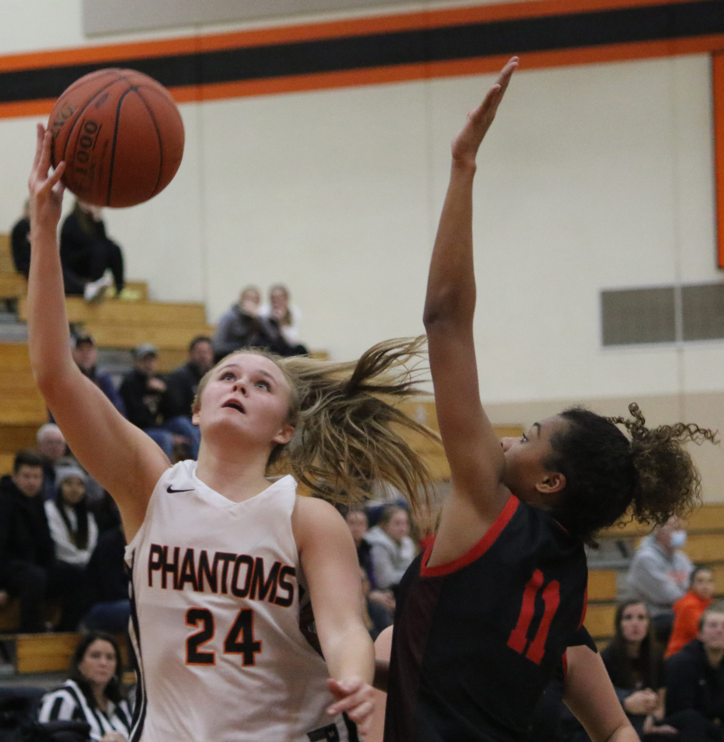 Phantoms improve to 9-1 by beating Seymour