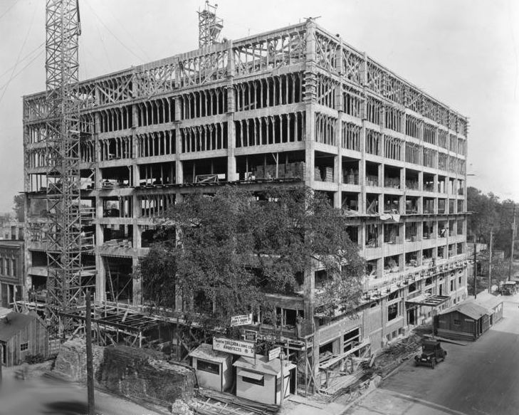 The Hotel Northland under construction in 1923